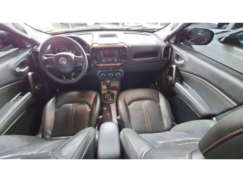 FIAT - TORO - 2016/2016 - Vermelha - Sob Consulta