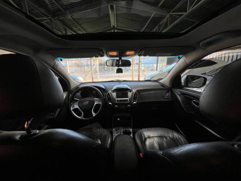 HYUNDAI - IX35 - 2011/2012 - Prata - Sob Consulta
