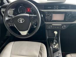 TOYOTA - COROLLA - 2015/2016 - Branca - Sob Consulta