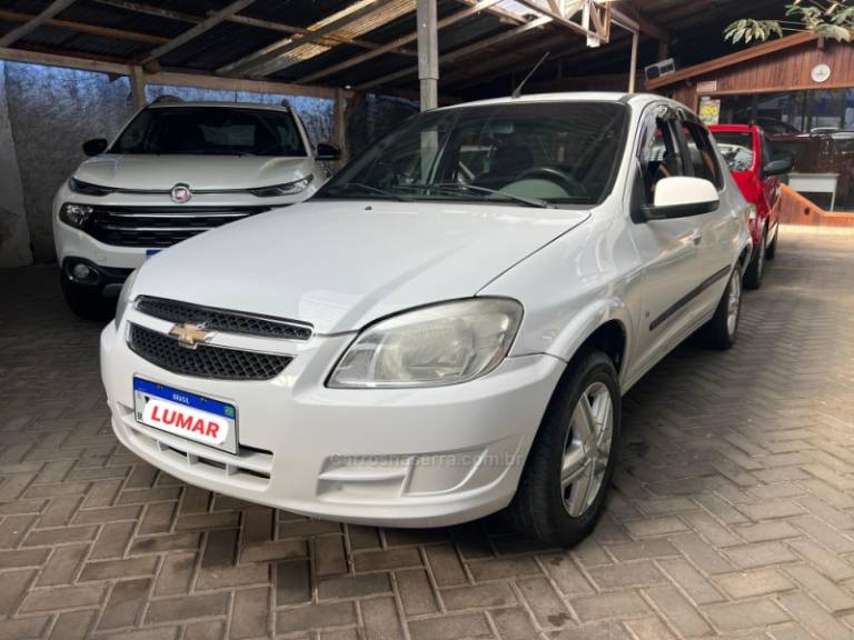 CHEVROLET - PRISMA - 2011/2012 - Branca - Sob Consulta