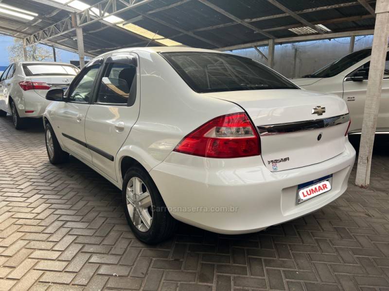 CHEVROLET - PRISMA - 2011/2012 - Branca - Sob Consulta
