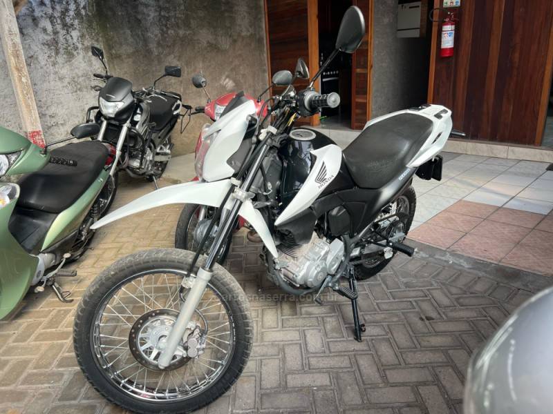 HONDA - NXR 160 - 2015/2015 - Branca - Sob Consulta