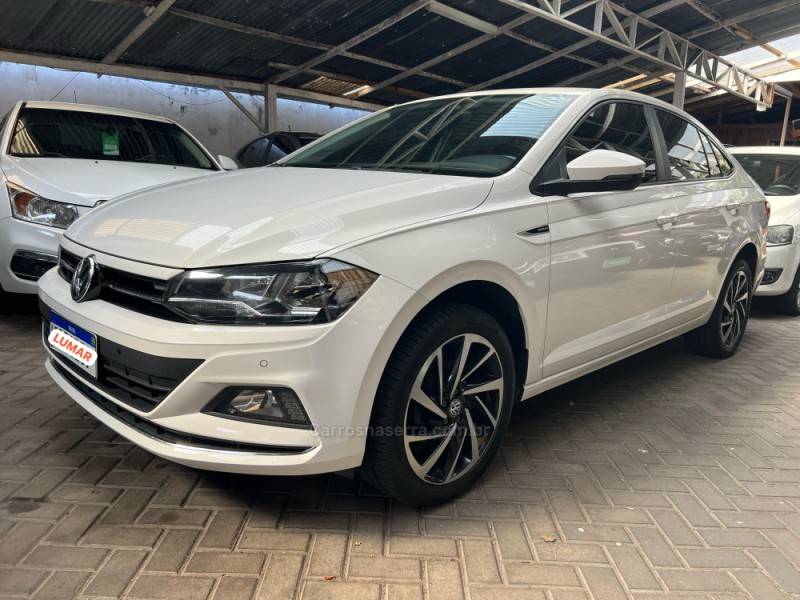 VOLKSWAGEN - VIRTUS - 2022/2022 - Branca - Sob Consulta