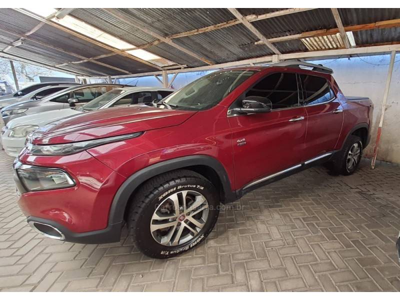 FIAT - TORO - 2016/2016 - Vermelha - Sob Consulta