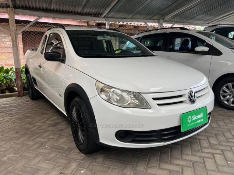 VOLKSWAGEN - SAVEIRO - 2011/2012 - Branca - Sob Consulta