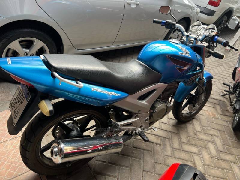 HONDA - CBX 250 TWISTER - 2004/2004 - Azul - Sob Consulta
