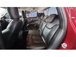 FIAT - TORO - 2016/2016 - Vermelha - Sob Consulta