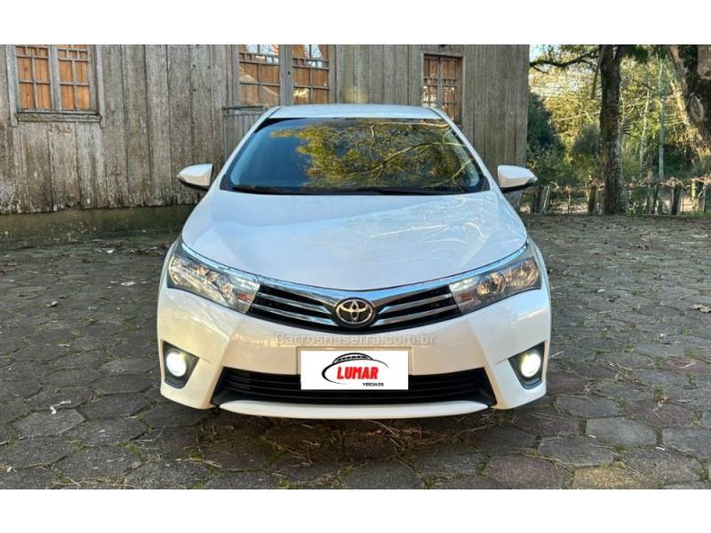 TOYOTA - COROLLA - 2015/2016 - Branca - Sob Consulta
