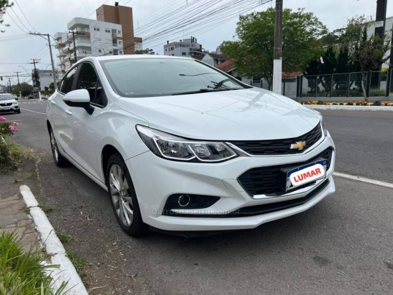 CHEVROLET - CRUZE - 2017/2018 - Branca - Sob Consulta