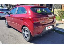 CHEVROLET - ONIX - 2017/2018 - Vermelha - Sob Consulta