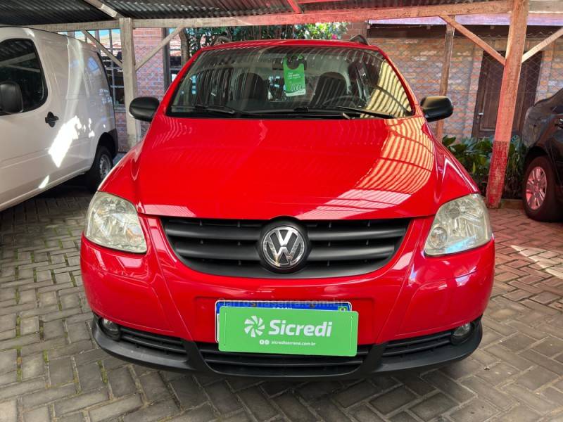 VOLKSWAGEN - SPACEFOX - 2009/2009 - Vermelha - Sob Consulta