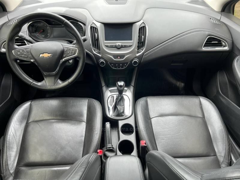 CHEVROLET - CRUZE - 2017/2018 - Branca - Sob Consulta