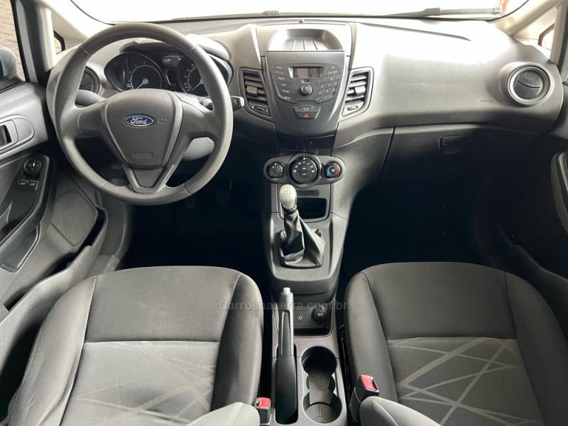 FORD - FIESTA - 2014/2015 - Branca - Sob Consulta