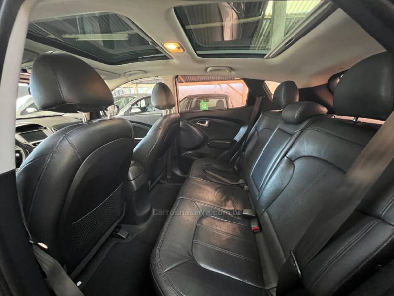 HYUNDAI - IX35 - 2011/2012 - Prata - Sob Consulta