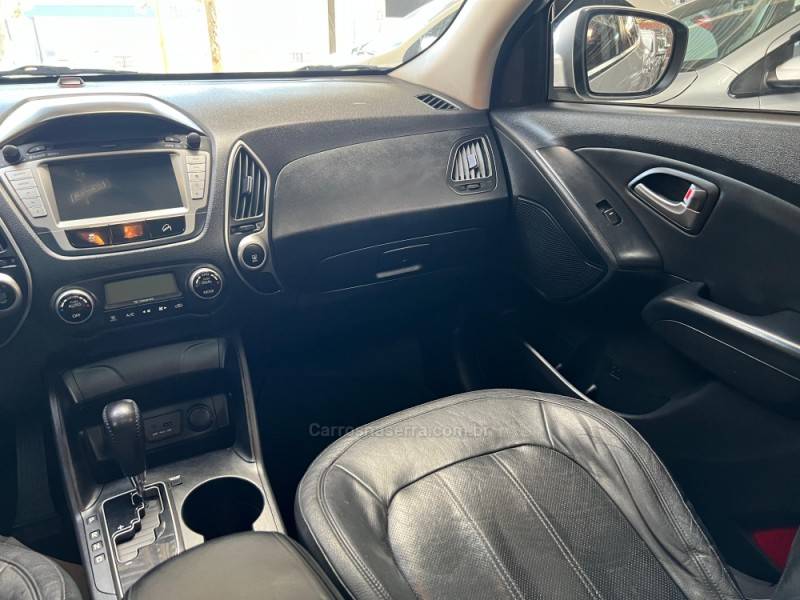 HYUNDAI - IX35 - 2011/2012 - Prata - Sob Consulta