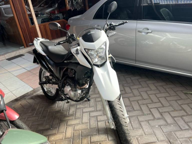 HONDA - NXR 160 - 2015/2015 - Branca - Sob Consulta