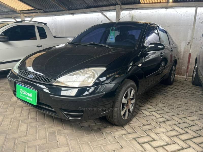 FORD - FOCUS - 2006/2007 - Preta - Sob Consulta