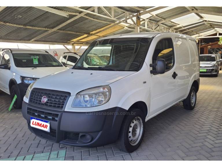 FIAT - DOBLÓ - 2015/2015 - Branca - Sob Consulta